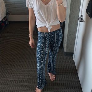 Mossimo Supply Co. Blue Floral Flowy Pants